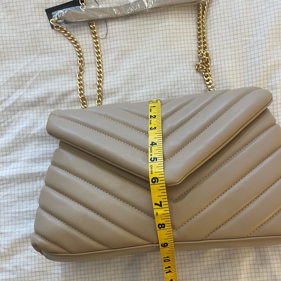 Classy nude vegan leather soft quilted purse - Picture 6 of 10